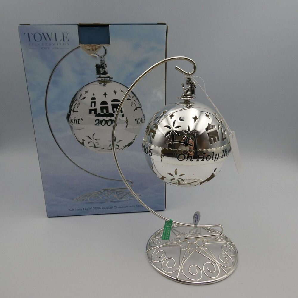 Towle Silversmiths "Oh Holy Night" 2006 Musical Ornament w/ Stand, Working